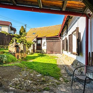 Prodej rodinného domu 90 m² Chrášťany