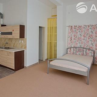 Pronájem bytu 1+kk, garsoniery 36 m² Brno