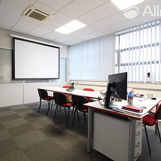 Pronájem kanceláře 481 m² Brno, Tuřanka