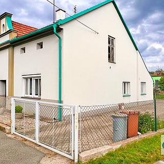 Pronájem rodinného domu 143 m² Holice Staré Holice, Staroholická