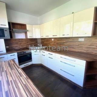 Pronájem bytu 3+1 85 m² Ústí nad Labem Severní Terasa, Jizerská
