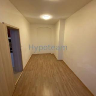 Pronájem bytu 2+1 41 m² Ústí nad Labem -centrum, Jateční