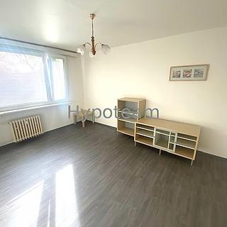 Pronájem bytu 2+1 49 m² Ústí nad Labem