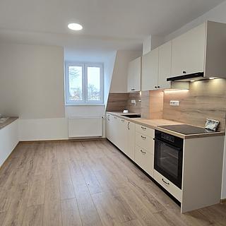 Pronájem bytu 1+1 50 m² Sokolov, Josefa Kajetána Tyla