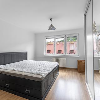 Prodej bytu 2+1 57 m² Praha Smíchov, Radlická