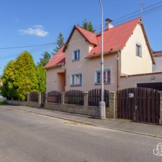 Prodej rodinného domu 150 m² Sokolov, Slovenská