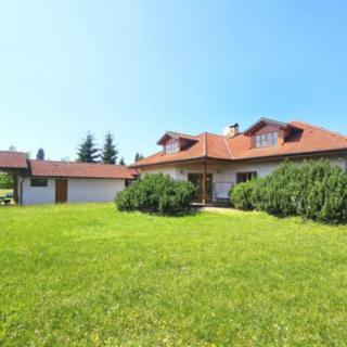 Prodej rodinného domu 253 m² Kunice