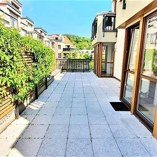 Pronájem bytu 3+kk 106 m² Praha