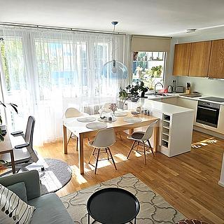 Prodej bytu 3+kk 78 m² Praha Háje, Emilie Hyblerové