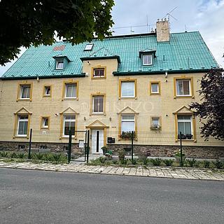 Pronájem bytu 3+1 72 m² Chomutov, Haškova