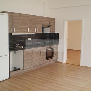 Pronájem bytu 2+kk 65 m&sup2; Praha