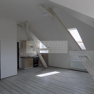 Pronájem bytu 2+kk 68 m² Dobříš