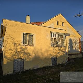 Prodej rodinného domu 100 m² Staňkov II, Komenského