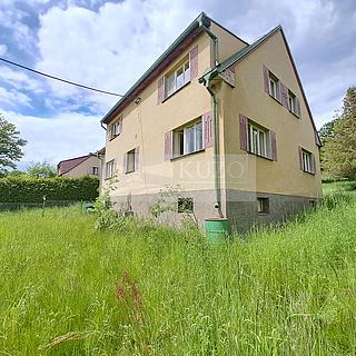 Prodej rodinného domu 200 m² Hrádek