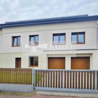 Pronájem rodinného domu 205 m² Praha Dolní Měcholupy, V dolinách