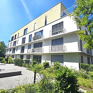 Pronájem bytu 2+kk 79 m² Praha