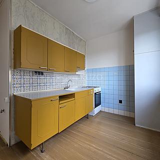 Pronájem bytu 2+1 53 m&sup2; Chomutov