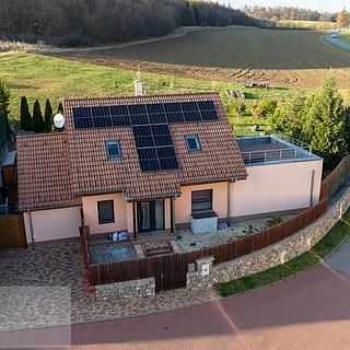 Prodej rodinného domu 184 m² Březina