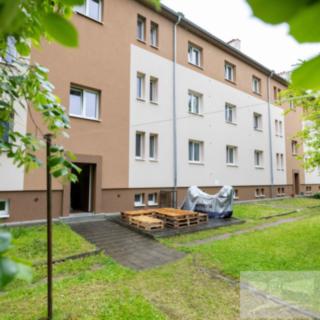 Prodej bytu 2+1 56 m² Oslavany, Školní