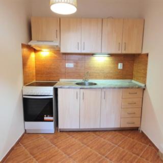 Pronájem bytu 2+kk 43 m² Praha