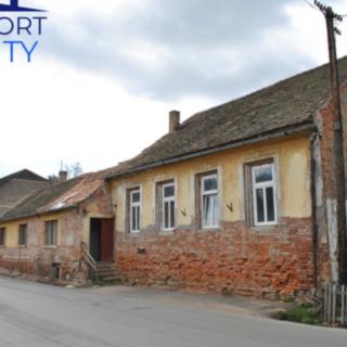 Prodej rodinného domu 265 m² Chomle