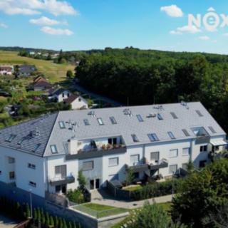 Prodej bytu 3+kk 79 m² Neslovice, Lesní