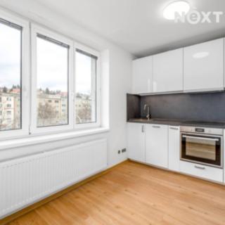 Pronájem bytu 3+1 113 m² Praha Dejvice, Zavadilova