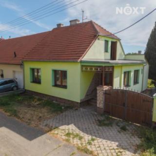 Prodej rodinného domu 113 m² Strachotín, Krátká
