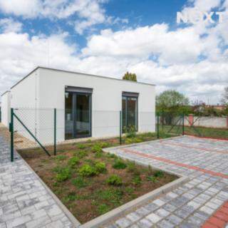 Pronájem rodinného domu 112 m² Brno Slatina, Za kostelem
