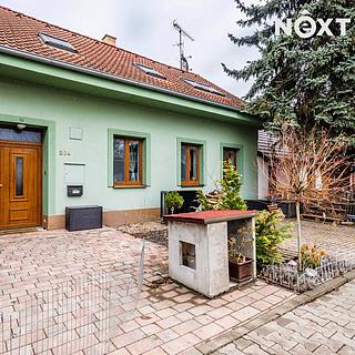 Prodej rodinného domu 176 m&sup2; Hostěrádky-Rešov