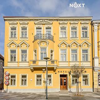 Prodej ostatního komerčního prostoru 1 192 m² Slavonice, náměstí Míru