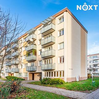 Prodej bytu 1+kk, garsoniery 32 m² Hradec Králové