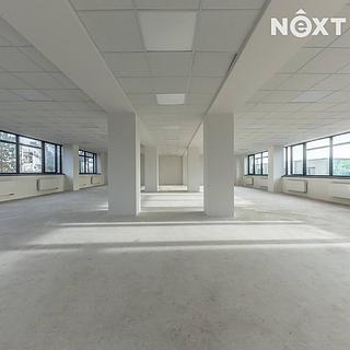 Pronájem kanceláře 375 m&sup2; Praha