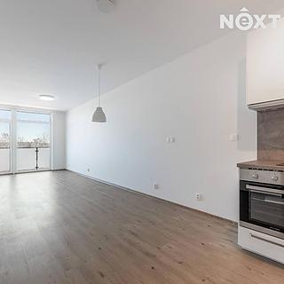 Pronájem bytu 2+kk 69 m&sup2; Kladno