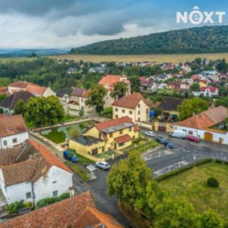 Prodej restaurace 416 m² Tetín, náměstí Kněžny Ludmily