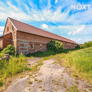 Prodej skladu 1 758 m² Letonice