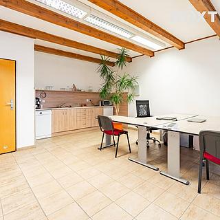 Pronájem kanceláře 100 m² Olomouc