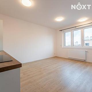 Pronájem bytu 2+kk 45 m² Praha