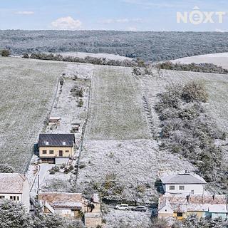 Prodej stavební parcely 1 300 m² Uherský Brod