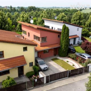 Prodej rodinného domu 145 m² Zeleneč