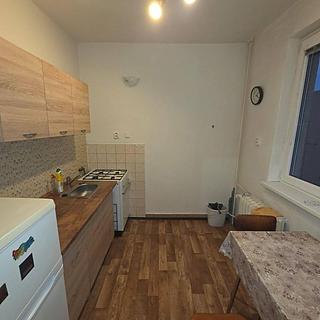 Pronájem bytu 1+1 28 m² Pardubice Zelené Předměstí, Na Hrádku