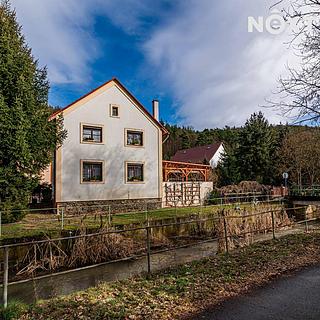 Prodej rodinného domu 250 m&sup2; Rakovník