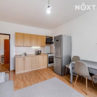 Prodej bytu 1+1 44 m² Pardubice Polabiny, Lonkova