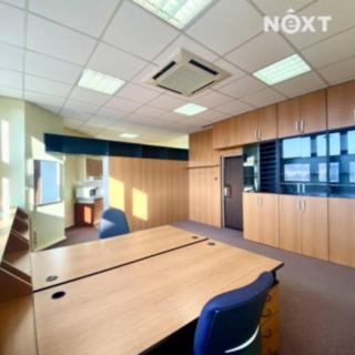 Pronájem kanceláře 70 m² Praha Nové Město, Na Moráni