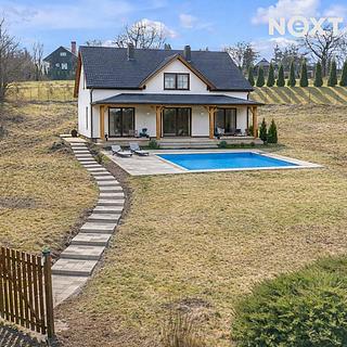 Prodej stavební parcely 1372 m&sup2; Trutnov