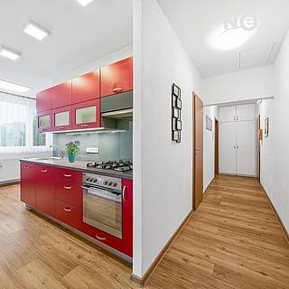 Prodej bytu 3+1 71 m² Olomouc Neředín, Jílová