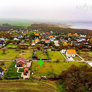 Prodej stavební parcely 890 m² Chbany Vadkovice