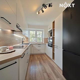 Prodej bytu 3+1 72 m² Jindřichův Hradec