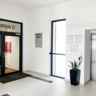 Pronájem kanceláře 18 m² Praha Stodůlky, Prusíkova
