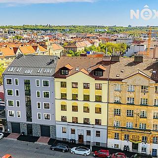Prodej bytu 3+1 90 m&sup2; Praha